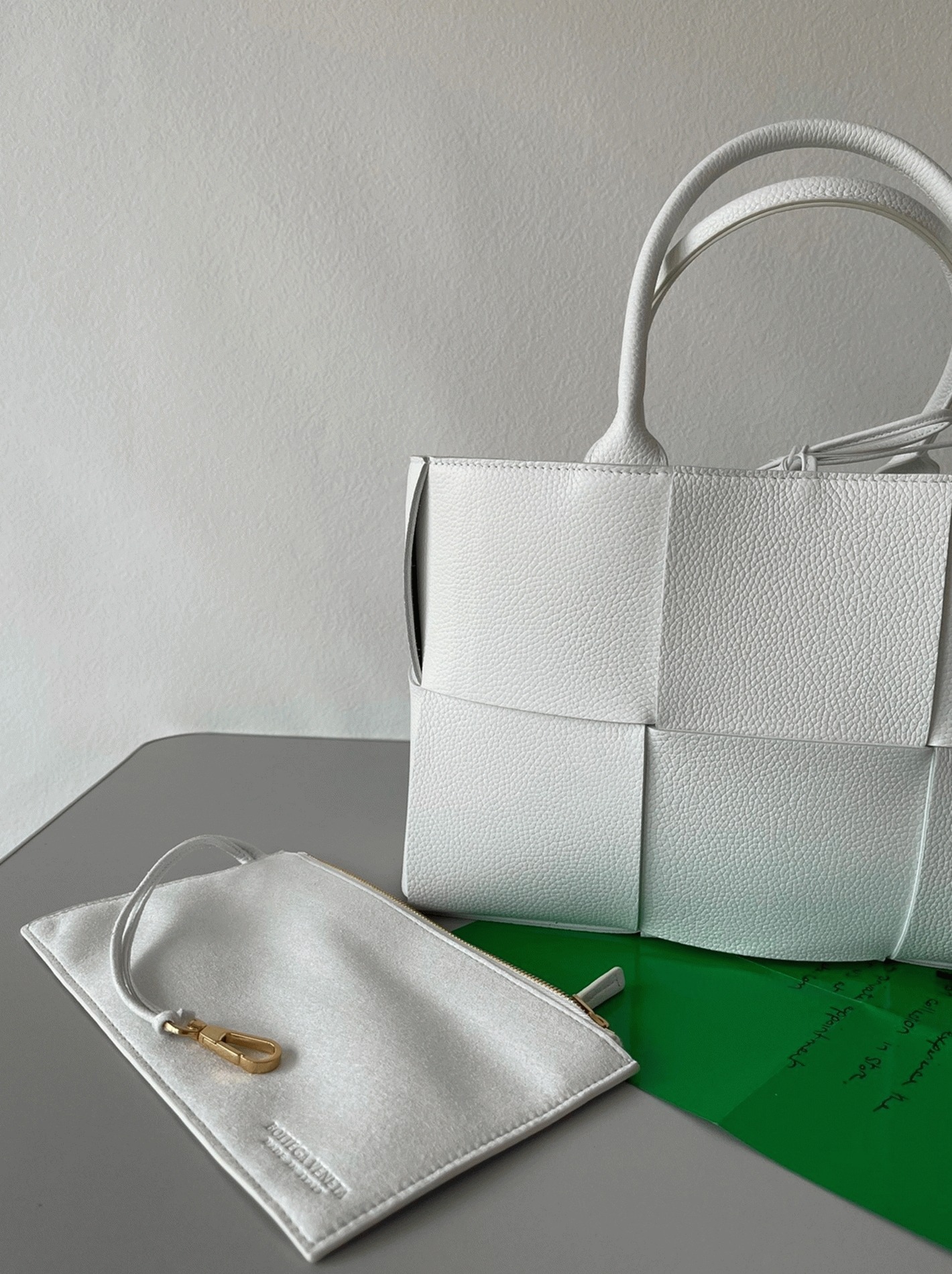 Replica B0tt*ga Ven*ta Arco Small Tote White