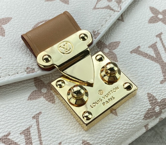 L0vis Vvtt0n Monogram Dune Canvas Metis East West Pochette