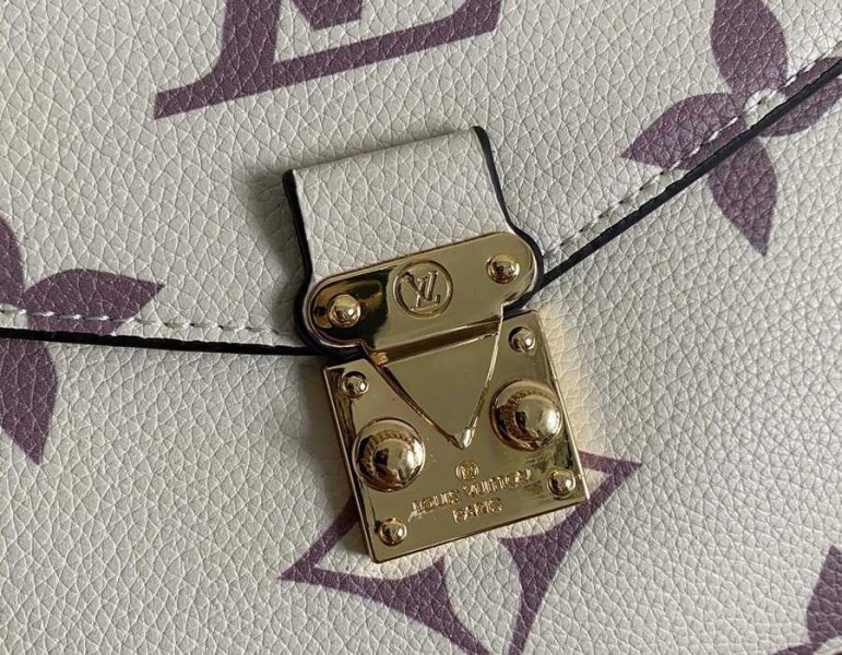 L0vis Vvtt0n Bicolor Monogram Empreinte Metis Bag In Cream And Bois De Rose Pink