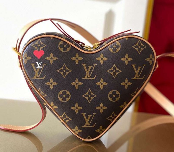 L0vis Vvtt0n Monogram Canvas Game On Coeur Bag