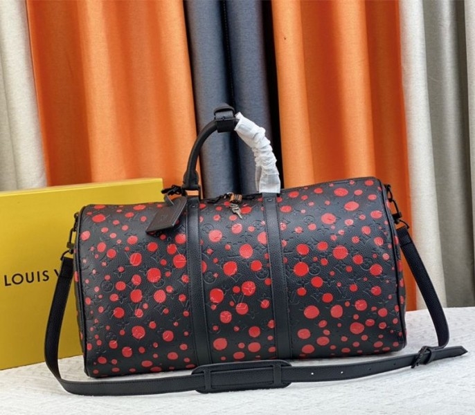 L0vis Vvtt0n X YK Bandouliere Keepall 50 Travel Bag In Red Infinity Dots