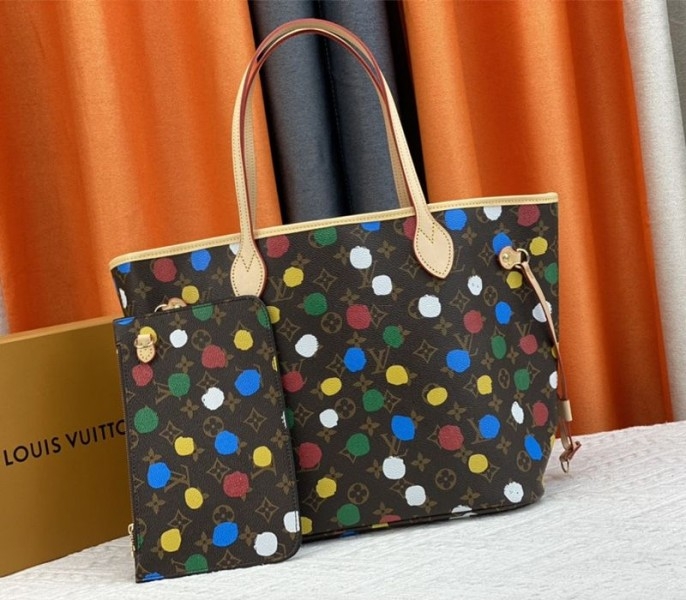 L0vis Vvtt0n X YK Monogram Canvas Neverfull MM Tote