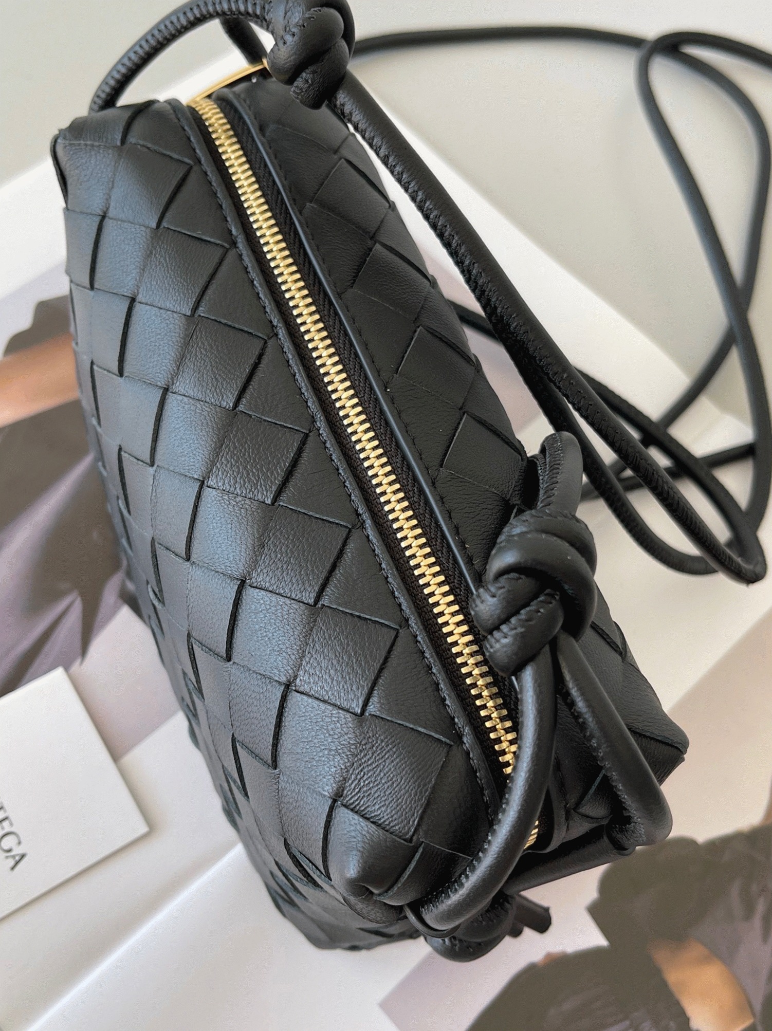 Faux B0tt*ga Ven*ta Loop Mini Bag Black