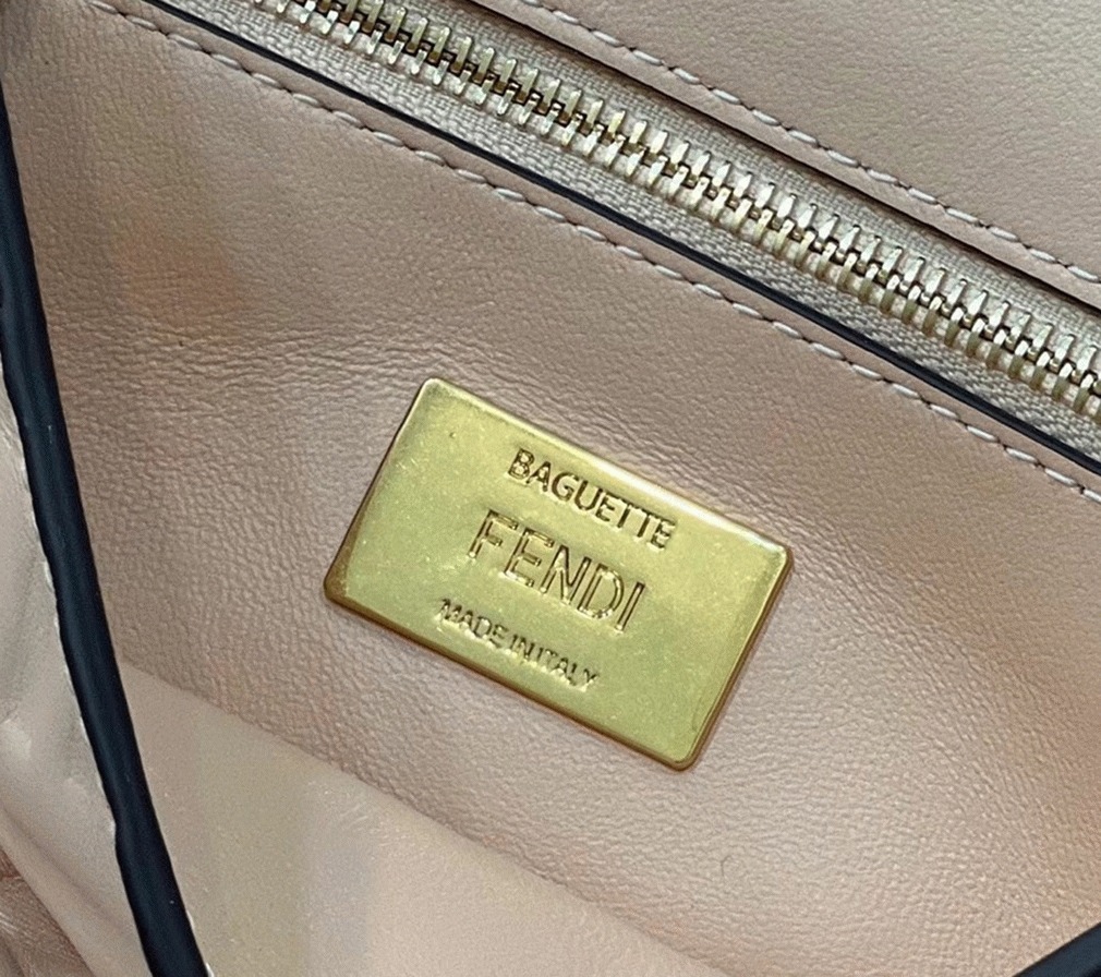Top Quality Faux F**di Baguette Chain Midi Bag In Powder