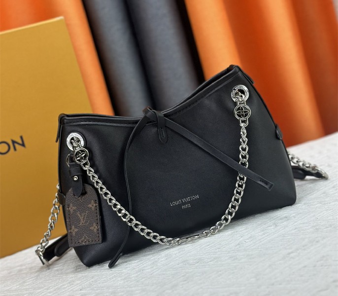 L0vis Vvtt0n X TM CarryAll Vibe BB In Black