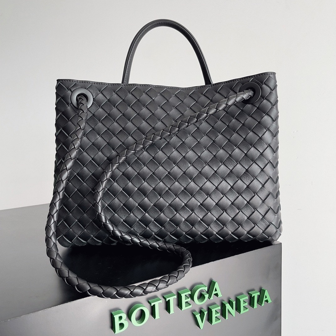 Replica B0tt*ga Ven*ta Medium Andiamo Bag Black