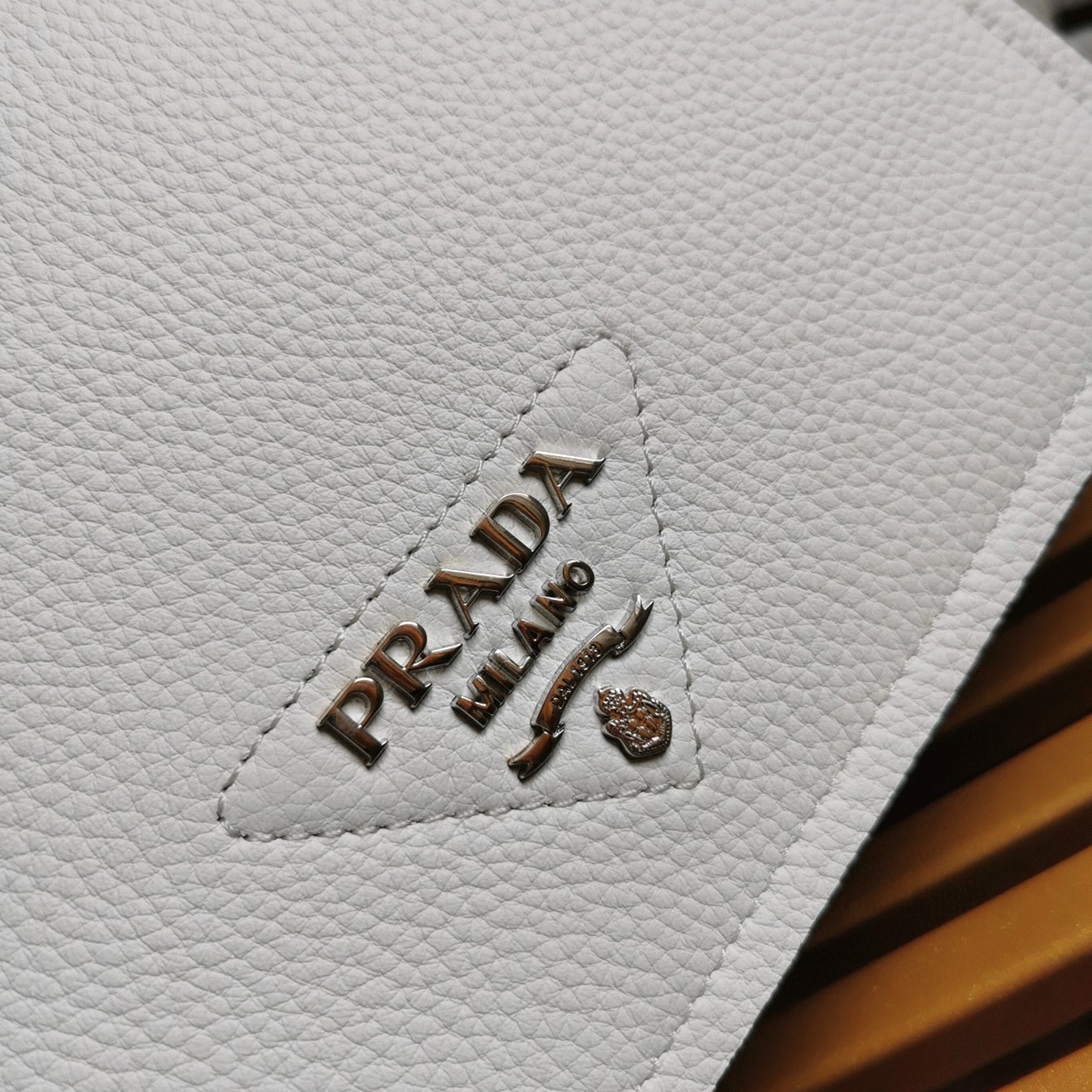 Pra*a Flap Shoulder Bag Replica in White