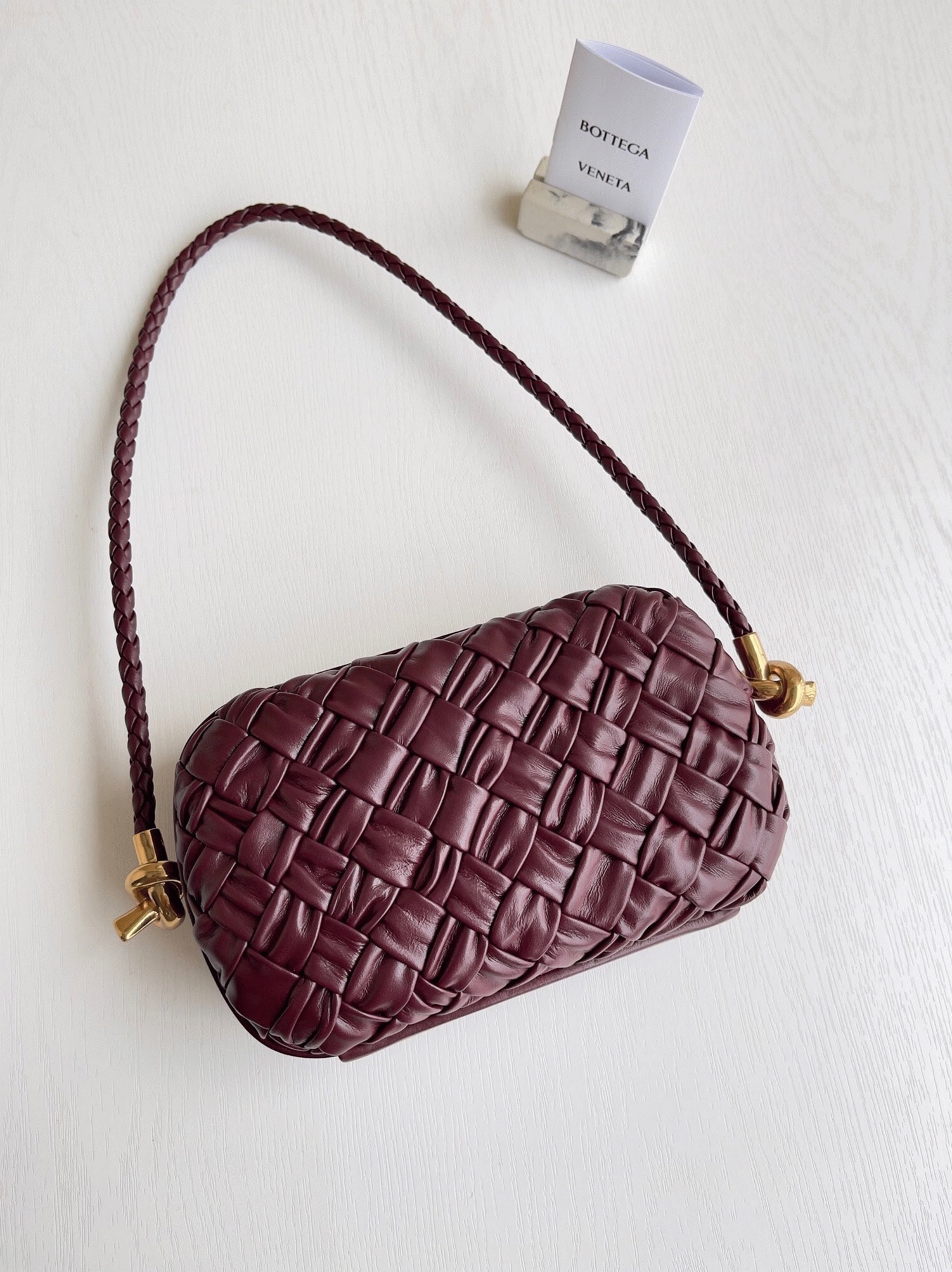 Fake B0tt*ga Ven*ta Knot Minaudiere On Strap Barolo Foulard Intreccio