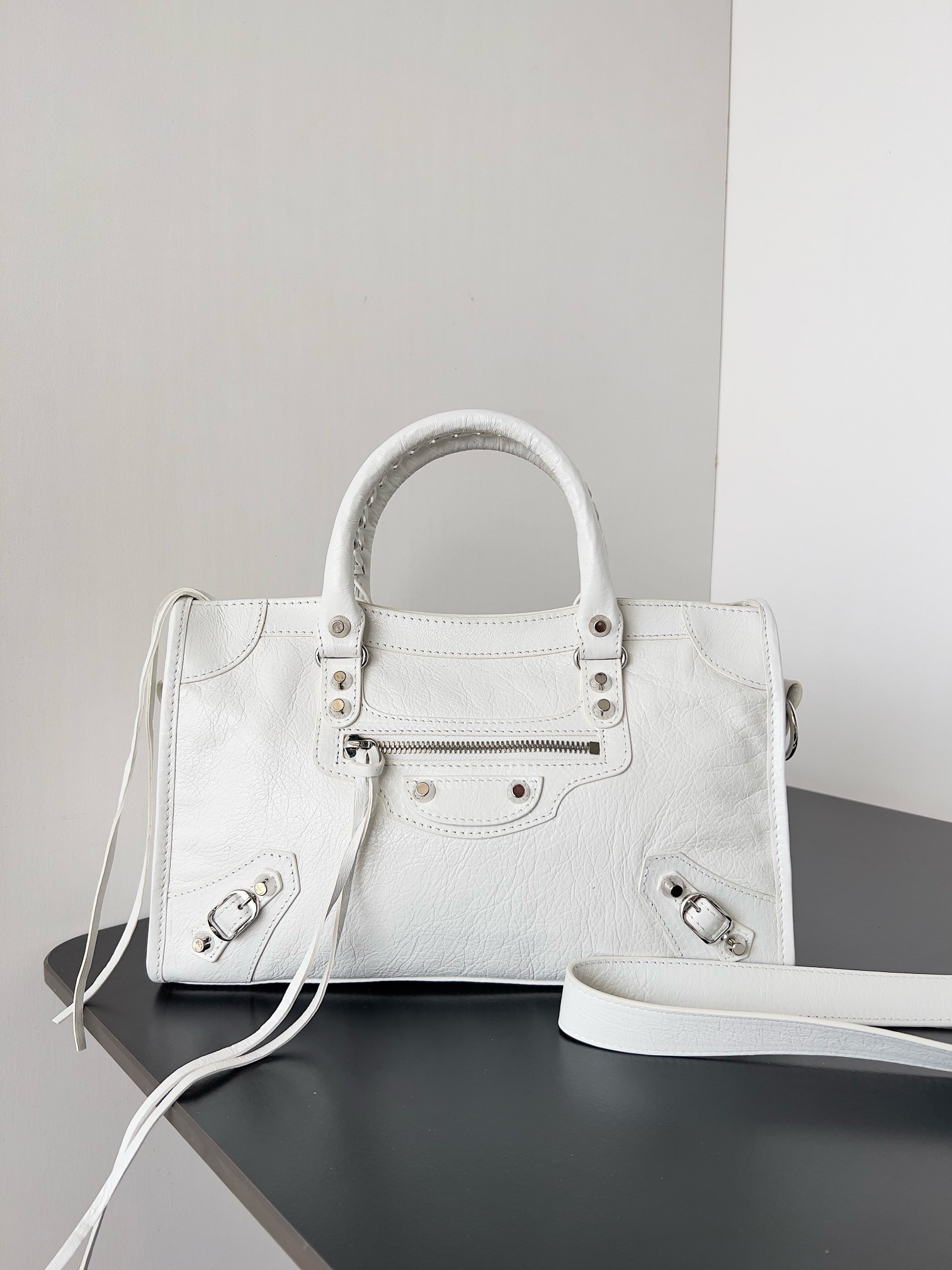 Knockoff Ba1en*iaga Le City Small Bag White Arena Lambskin