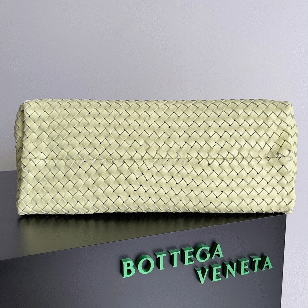Top Quality Fake B0tt*ga Ven*ta Cabat Large Bag In Zest Washed Intrecciato Lambskin