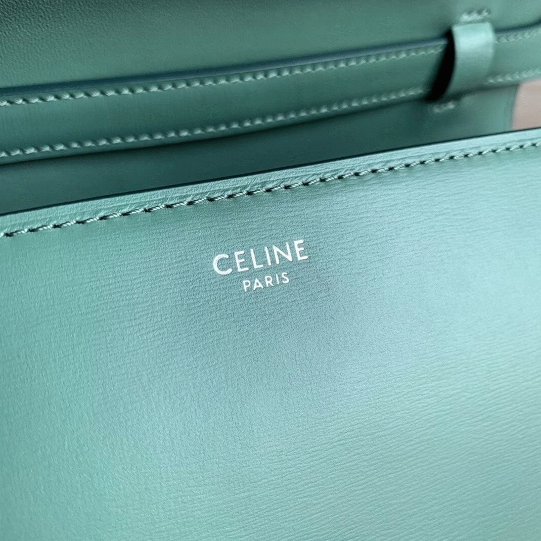 Top Quality Replica Ce1i*e Classic Box Medium Bag In Celadon