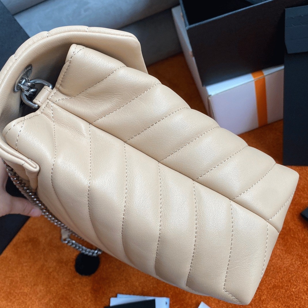 Replica Sa1nt Lau*nt LouLou Medium Chain Bag Poudre