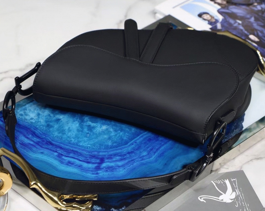 D10r Saddle Mini Bag Knockoff in Black Ultramatte Calfskin