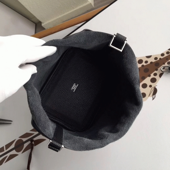 Black 1:1 fake H**me5 Picotin Lock 18cm handbag with braided handles