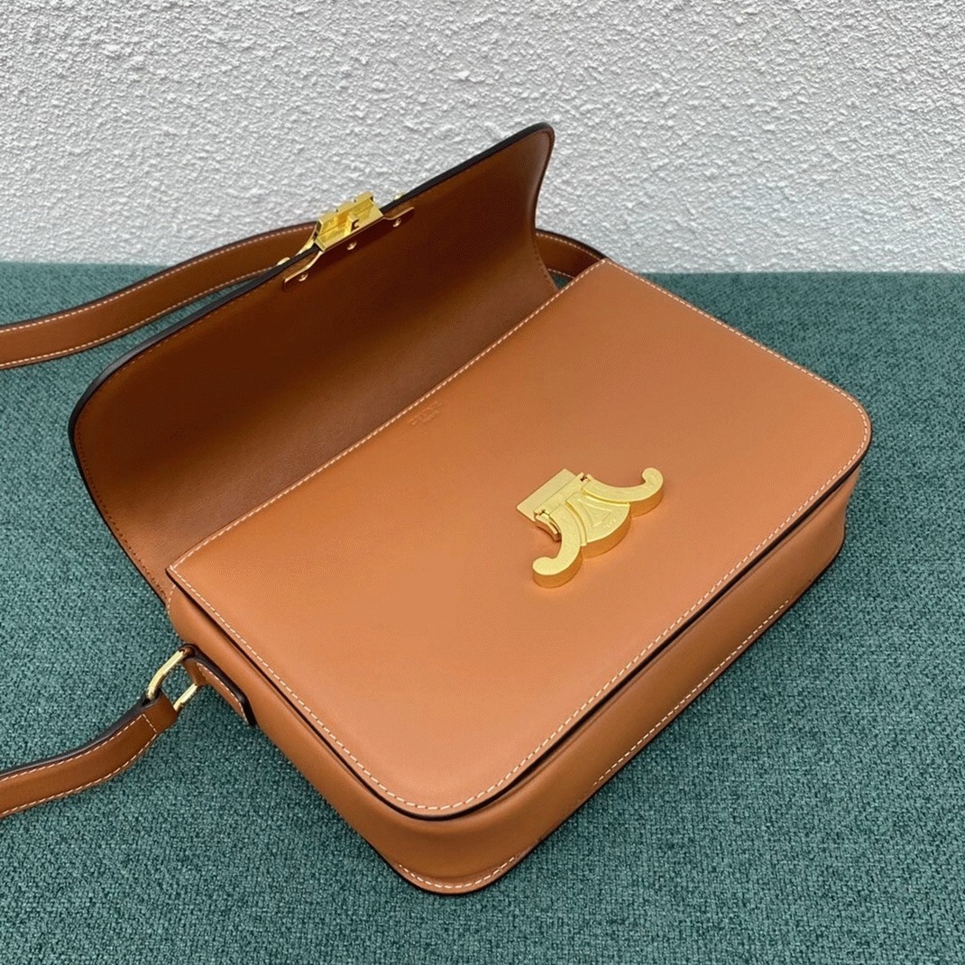 Top Quality Faux Ce1i*e Triomphe Medium Bag In Brown