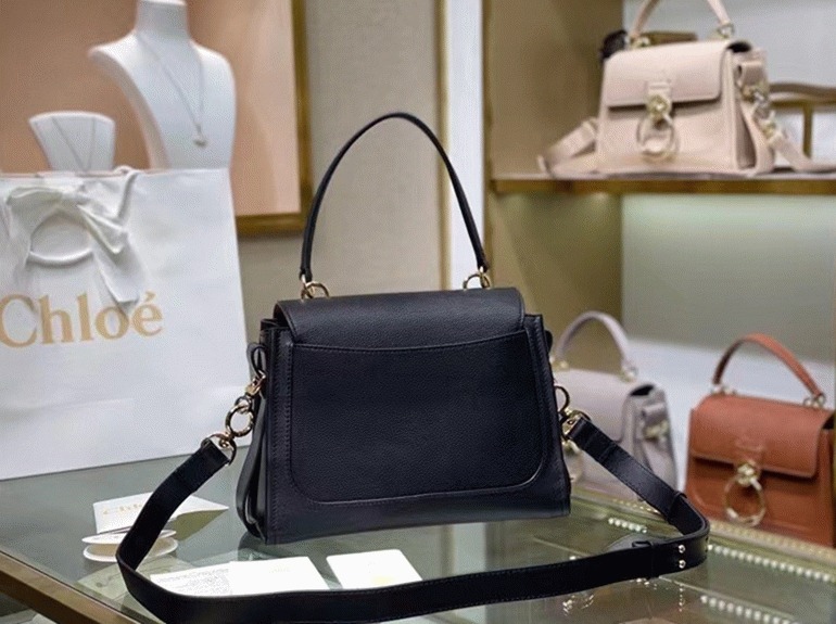 top quality knockoff Ch10e small tess day bag in black grained leather