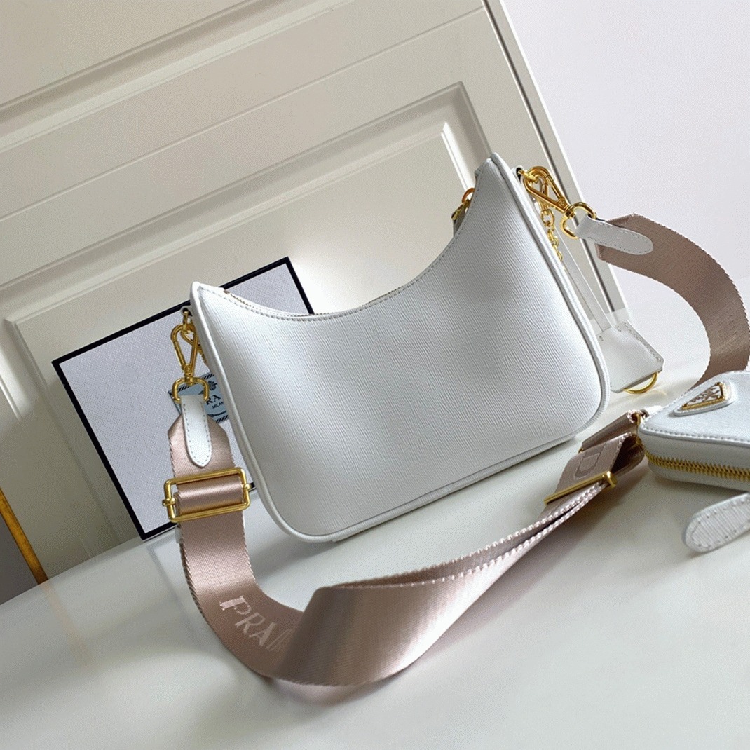 Pra*a Re-Edition 2005 Shoulder Bag Replica in White