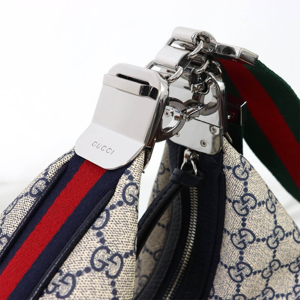Gvc*1 Attache large shoulder bag