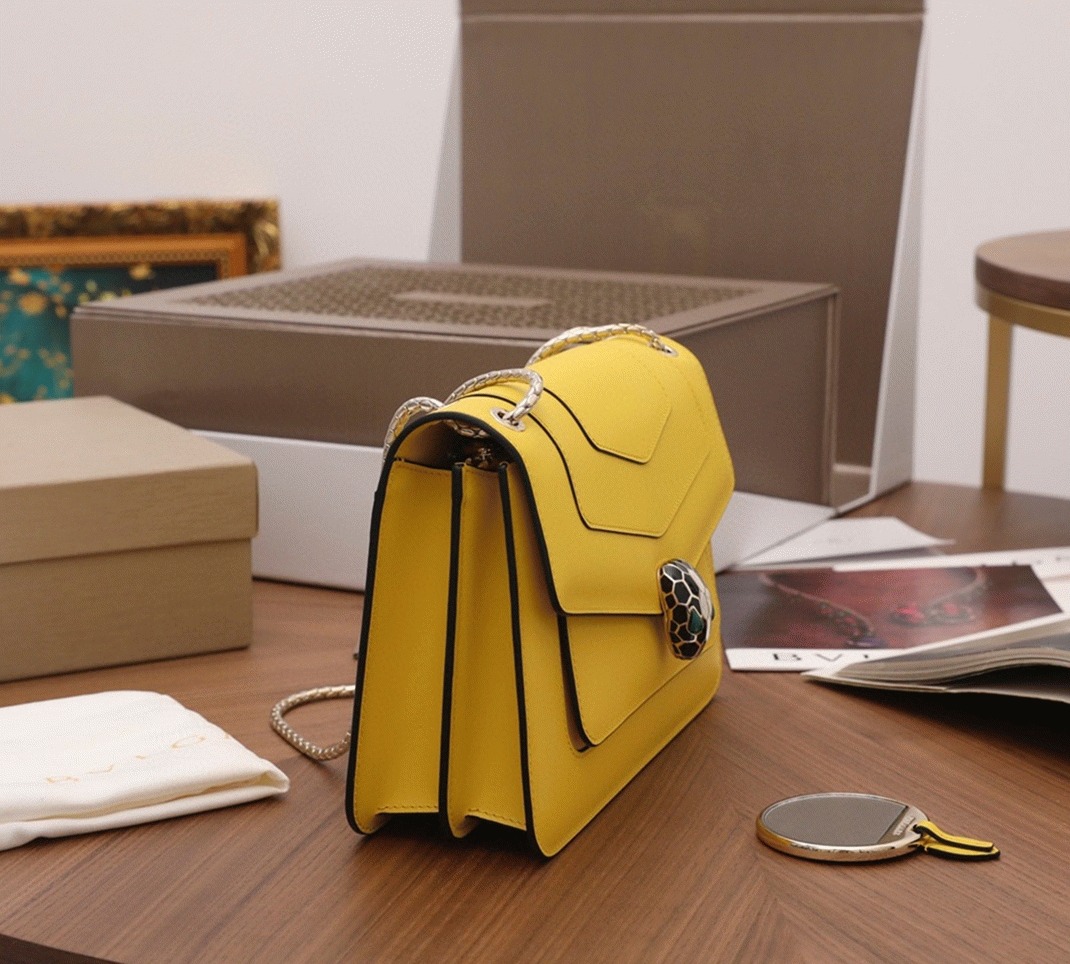 Replica Bv1g*ai Serpenti Forever Medium Shoulder Bag Yellow Calfskin