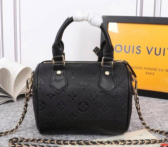 L0vis Vvtt0n Monogram Empreinte Speedy BB Handbag In Black