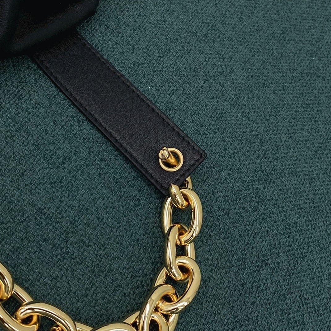 Replica B0tt*ga Ven*ta The Pouch Belt Bag Black