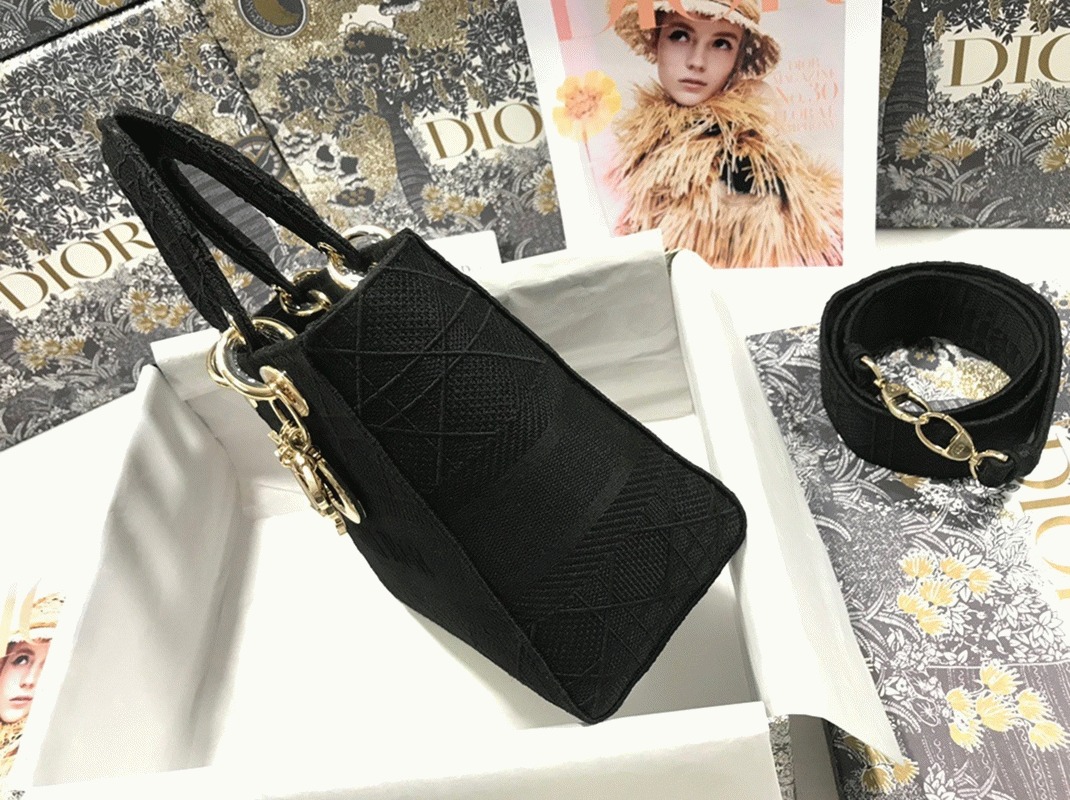 D10r Lady D-Lite Medium Bag Replica in Black Cannage Embroidered Canvas