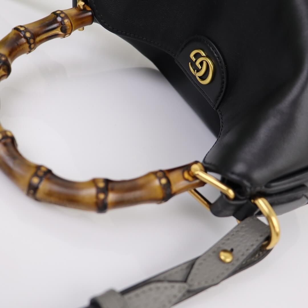 Gvc*1 DIANA SMALL SHOULDER BAG